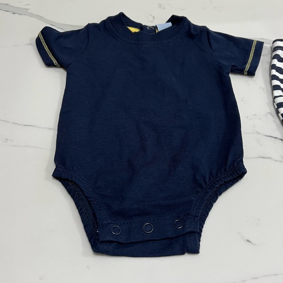 🔴 Mix and match baby boy bundle size 0-3 months - Picture 5 of 8